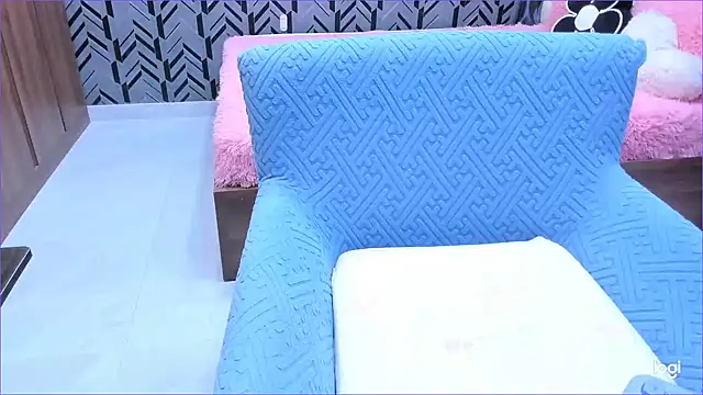 Snapshot of Toyota_Motor_Corporation chatting on November 11, 2025, 11:20 pm Toyota Motor Corporation online show from November 11, 2025, 11:20 pm