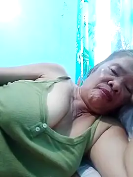 Snapshot of sexylizzy4u chatting on February 16, 2026, 4:00 am sexylizzy4u online show from February 16, 2026, 4:00 am