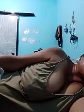 sexylizzy4u online show from March 24, 2026, 9:42 am