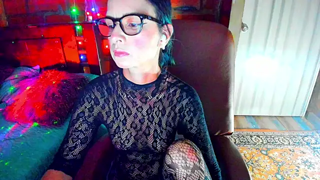 Snapshot of BrianaGarner chatting on April 22, 2026, 6:42 am BrianaGarner online show from April 22, 2026, 6:42 am