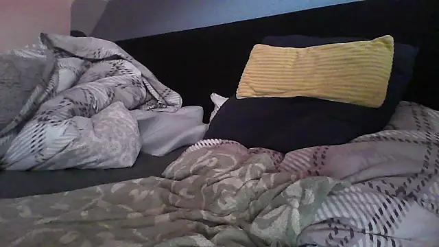 Menic0n online show from September 30, 2025, 8:31 am