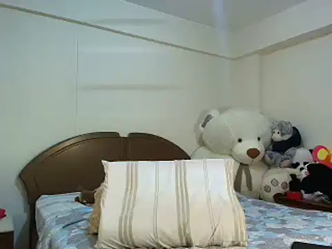 Snapshot of _dannyaldana_ chatting on January 18, 2025, 5:15 pm  dannyaldana  online show from January 18, 2025, 5:15 pm