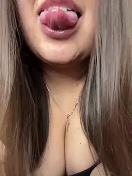 Snapshot of Jane_BBW chatting on March 23, 2025, 1:20 am Jane BBW online show from March 23, 2025, 1:20 am