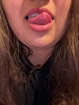 Snapshot of Jane_BBW chatting on March 2, 2025, 7:10 am Jane BBW online show from March 2, 2025, 7:10 am