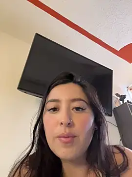 Snapshot of Sofhi_corolinne31 chatting on April 6, 2026, 10:44 pm Sofhi corolinne31 online show from April 6, 2026, 10:44 pm