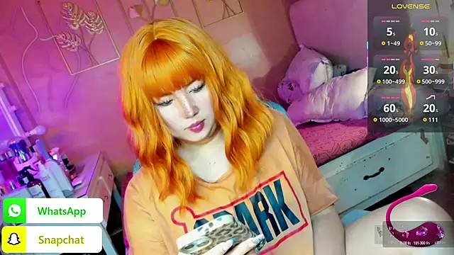 Snapshot of HOTnWILDalice chatting on November 6, 2025, 9:24 am HOTnWILDalice online show from November 6, 2025, 9:24 am