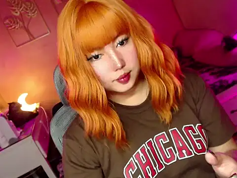 Snapshot of HOTnWILDalice chatting on December 3, 2025, 2:45 am HOTnWILDalice online show from December 3, 2025, 2:45 am