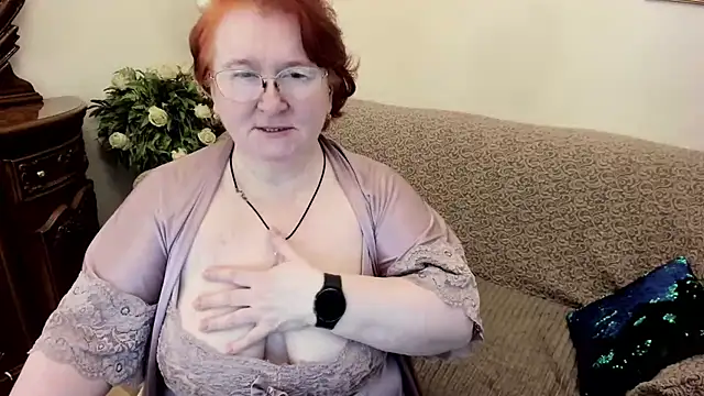 leiamillersonn online show from February 5, 2026, 4:08 am