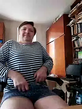 Snapshot of Pokaz2020 chatting on July 12, 2026, 10:49 am Pokaz2020 online show from July 12, 2026, 10:49 am