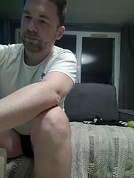 tom sauwer online show from June 2, 2026, 11:49 pm