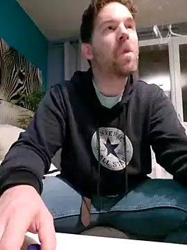 tom sauwer online show from November 7, 2025, 6:45 pm