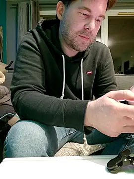 tom sauwer online show from April 16, 2026, 10:23 pm