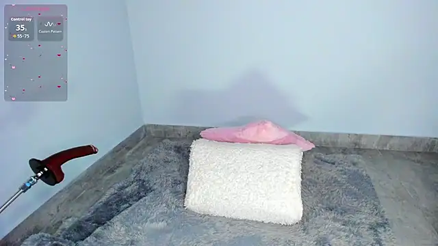 Snapshot of Sofi_Smiley chatting on March 17, 2026, 2:36 am Sofi Smiley online show from March 17, 2026, 2:36 am