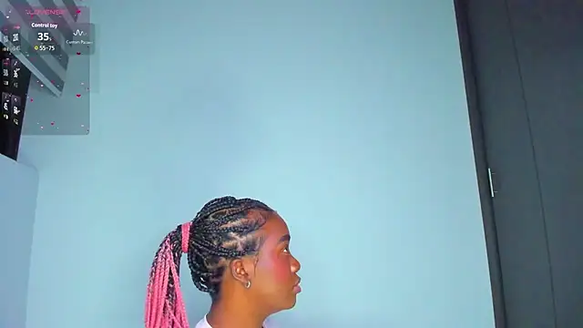 Snapshot of Sofi_Smiley chatting on April 2, 2026, 2:08 am Sofi Smiley online show from April 2, 2026, 2:08 am