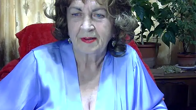 Emma52610 online show from March 31, 2026, 11:23 am