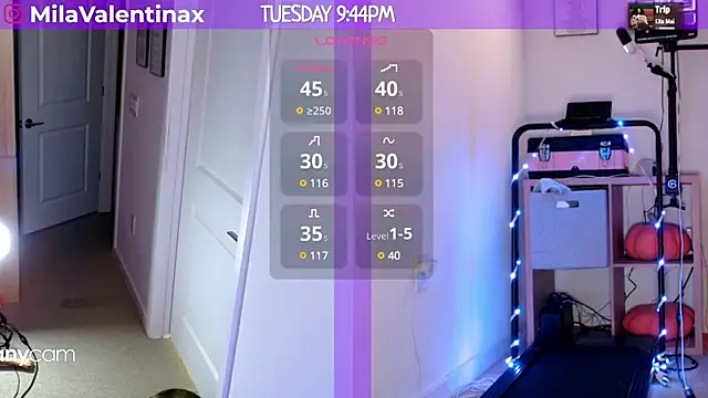 Snapshot of MilaValentina chatting on March 5, 2025, 2:46 am MilaValentina online show from March 5, 2025, 2:46 am