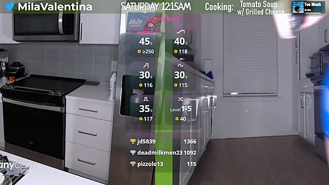 Snapshot of MilaValentina chatting on March 8, 2025, 5:17 am MilaValentina online show from March 8, 2025, 5:17 am