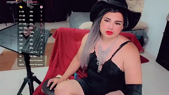 Snapshot of camyl93 chatting on April 25, 2026, 2:58 am camyl93 online show from April 25, 2026, 2:58 am