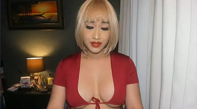 Snapshot of AliciaGundersen chatting on March 17, 2025, 12:21 am AliciaGundersen online show from March 17, 2025, 12:21 am