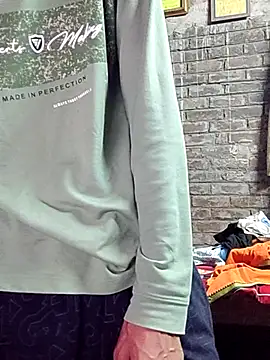 ThethunderPo online show from October 12, 2025, 3:24 pm