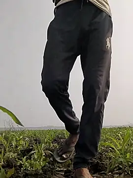 ThethunderPo online show from February 3, 2026, 6:22 am