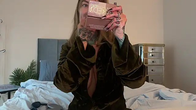 airgeadx online show from February 8, 2026, 7:44 pm