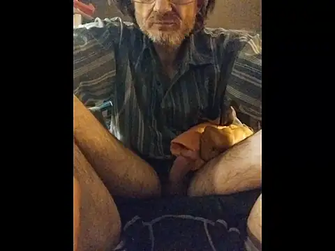 Snapshot of ROBERT0516 chatting on October 20, 2025, 11:00 am ROBERT0516 online show from October 20, 2025, 11:00 am