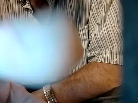 Snapshot of ROBERT0516 chatting on March 19, 2026, 3:39 am ROBERT0516 online show from March 19, 2026, 3:39 am