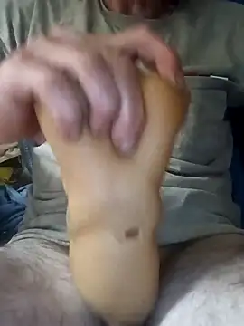 Snapshot of ROBERT0516 chatting on September 19, 2025, 12:58 am ROBERT0516 online show from September 19, 2025, 12:58 am