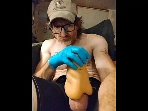 Snapshot of ROBERT0516 chatting on October 18, 2025, 9:33 am ROBERT0516 online show from October 18, 2025, 9:33 am