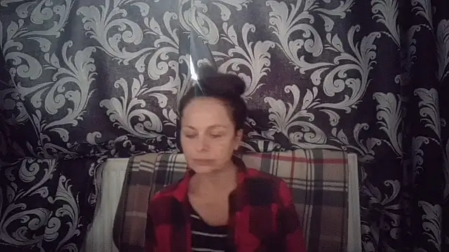 LindaStarS online show from October 28, 2025, 6:45 am