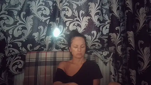 LindaStarS online show from October 1, 2025, 5:01 am