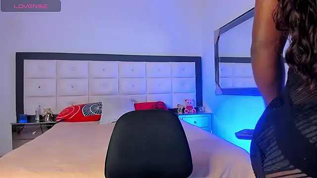 Snapshot of latinwondercockts chatting on January 3, 2025, 9:57 pm latinwondercockts online show from January 3, 2025, 9:57 pm