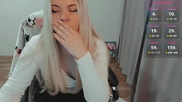 Snapshot of AllAboutLoveXx chatting on November 1, 2025, 7:02 am AllAboutLoveXx online show from November 1, 2025, 7:02 am