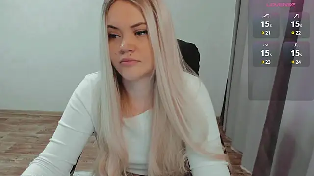 Snapshot of AllAboutLoveXx chatting on March 17, 2025, 7:13 am AllAboutLoveXx online show from March 17, 2025, 7:13 am