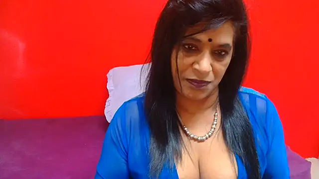 Snapshot of INDIANFUSION chatting on June 23, 2026, 5:27 am INDIANFUSION online show from June 23, 2026, 5:27 am