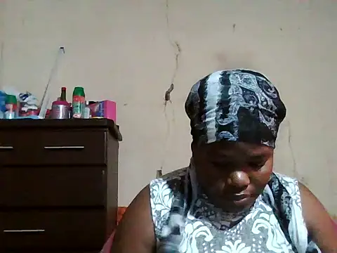 Snapshot of sexybigboobz chatting on January 19, 2026, 5:11 am sexybigboobz online show from January 19, 2026, 5:11 am