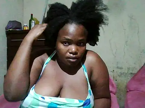 Snapshot of sexybigboobz chatting on March 31, 2026, 3:30 am sexybigboobz online show from March 31, 2026, 3:30 am