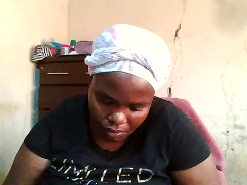 Snapshot of sexybigboobz chatting on February 14, 2026, 9:31 am sexybigboobz online show from February 14, 2026, 9:31 am