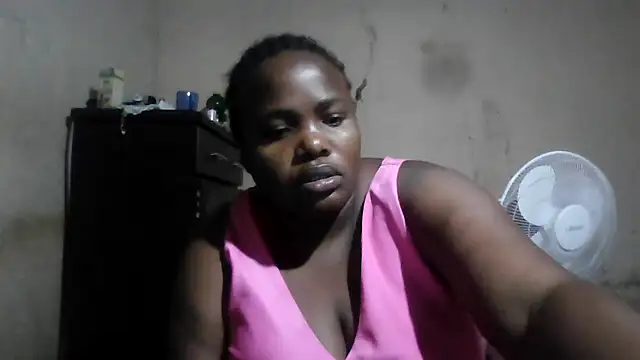 Snapshot of sexybigboobz chatting on September 19, 2025, 5:11 am sexybigboobz online show from September 19, 2025, 5:11 am