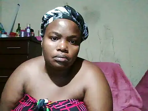 Snapshot of sexybigboobz chatting on December 23, 2025, 2:44 am sexybigboobz online show from December 23, 2025, 2:44 am