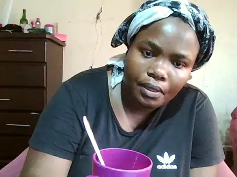 Snapshot of sexybigboobz chatting on December 20, 2025, 5:43 am sexybigboobz online show from December 20, 2025, 5:43 am