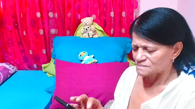 SLUTTYROXY online show from March 26, 2026, 9:29 am