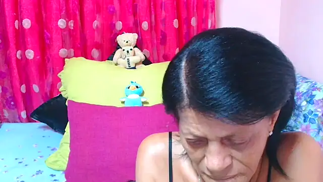 Snapshot of SLUTTYROXY chatting on February 25, 2026, 7:47 pm SLUTTYROXY online show from February 25, 2026, 7:47 pm