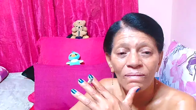 Snapshot of SLUTTYROXY chatting on January 10, 2026, 7:36 am SLUTTYROXY online show from January 10, 2026, 7:36 am