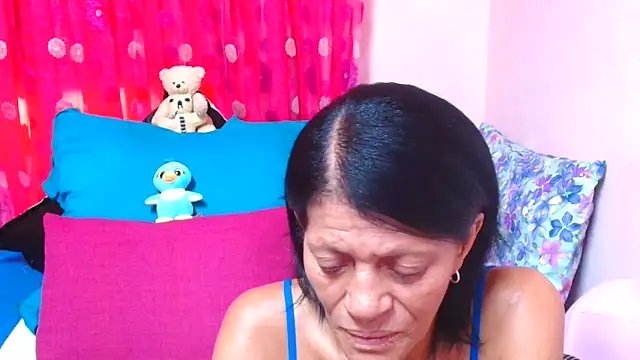 Snapshot of SLUTTYROXY chatting on February 17, 2026, 8:11 am SLUTTYROXY online show from February 17, 2026, 8:11 am