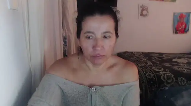 Snapshot of stefilove10 chatting on February 12, 2025, 5:37 pm stefilove10 online show from February 12, 2025, 5:37 pm