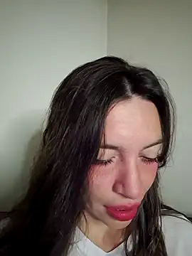 loveuu-bae online show from February 18, 2026, 1:58 am