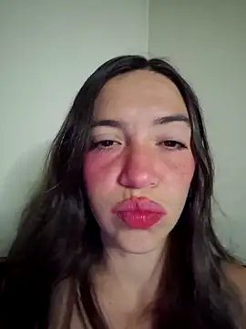 Snapshot of loveuu-bae chatting on November 9, 2025, 11:42 pm loveuu-bae online show from November 9, 2025, 11:42 pm