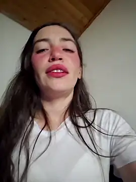 loveuu-bae online show from March 31, 2026, 2:57 am